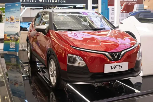 VinFast-VF5-Plus-mau-do